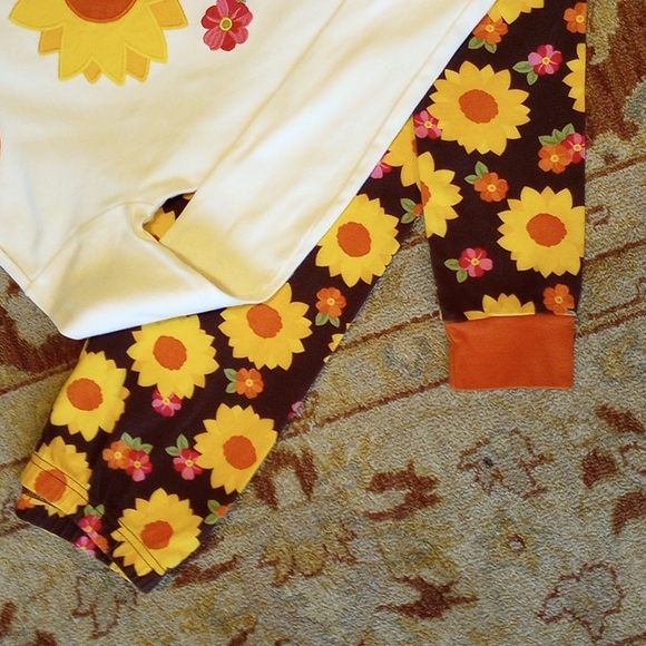 Gymboree PJ'S. NEW - Picture 4 of 4